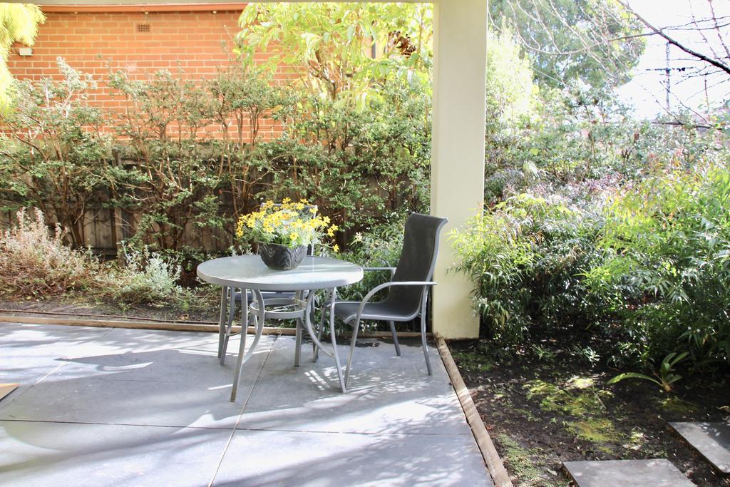 Your Home Away From Home Melbourne Exterior photo
